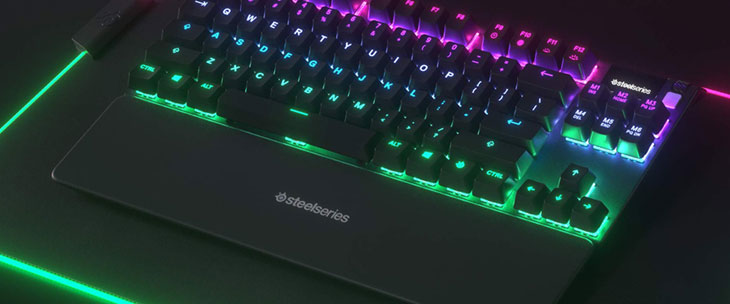 gaming keyboard with wrist rest